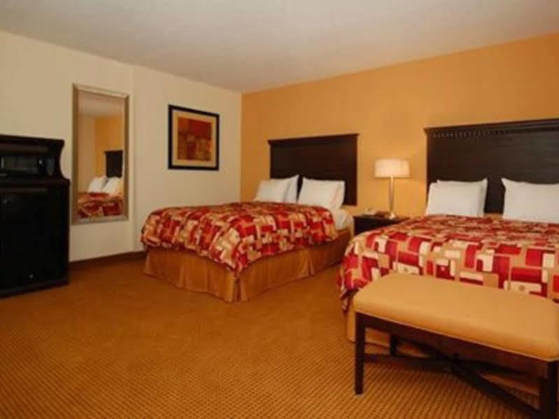 Comfort Inn Belle Vernon Экстерьер фото